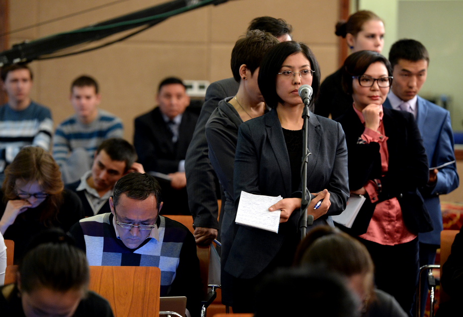Пресс-конференция Атамбаева собрала 80 журналистов из 66 СМИ.