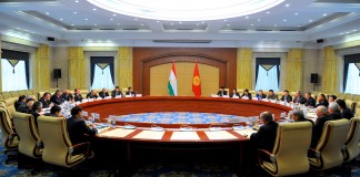 Кыргызстан и Таджикистан обсуждают приграничные конфликты