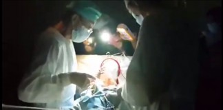 Видео: Операция на сердце при свете мобильных телефонов в Джалал-Абаде