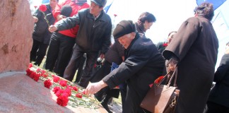 Видео: Курултай памяти по погибшим в революции 2010 года