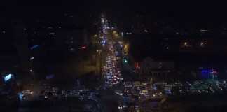 Видео: Концерт в честь 6-миллионного кыргызстанца вызвал пробку в Бишкеке