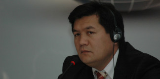 Экс-глава ОТРК избран омбудсменом Кыргызстана