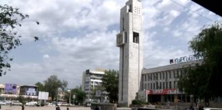 Видео: Как звучат обновленные куранты Бишкека