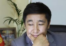 Раскрытие персональных данных и призывы к травле. Что не так с постом Орунбекова?
