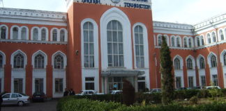 Таджикистан: Приезжающих на учебу за рулем будут исключать