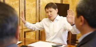 Парламент одобрил Сапара Исакова премьер-министром. Как это было