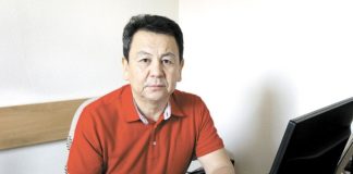 Президент приостановил полномочия замсекретаря Совбеза Суваналиева