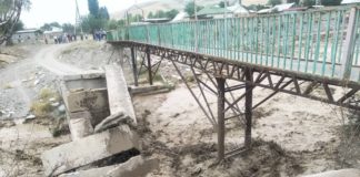 Чуй: Из-за повышения уровня воды прорвало озеро Акпай, людей эвакуируют из домов