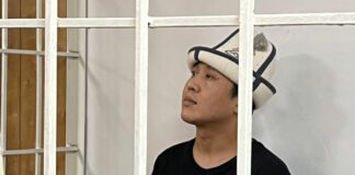 ⚡️Акын Аскат Жетиген проведет три года в колонии из-за поста в Фейсбуке