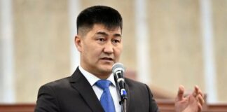 Атазов: Связанные с Матраимовым люди по-прежнему находятся во власти