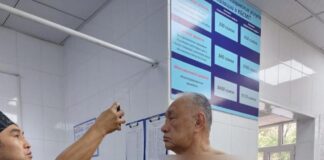 Институт Омбудсмена зафиксировал гематомы у задержанного экс-депутата Айжигитова